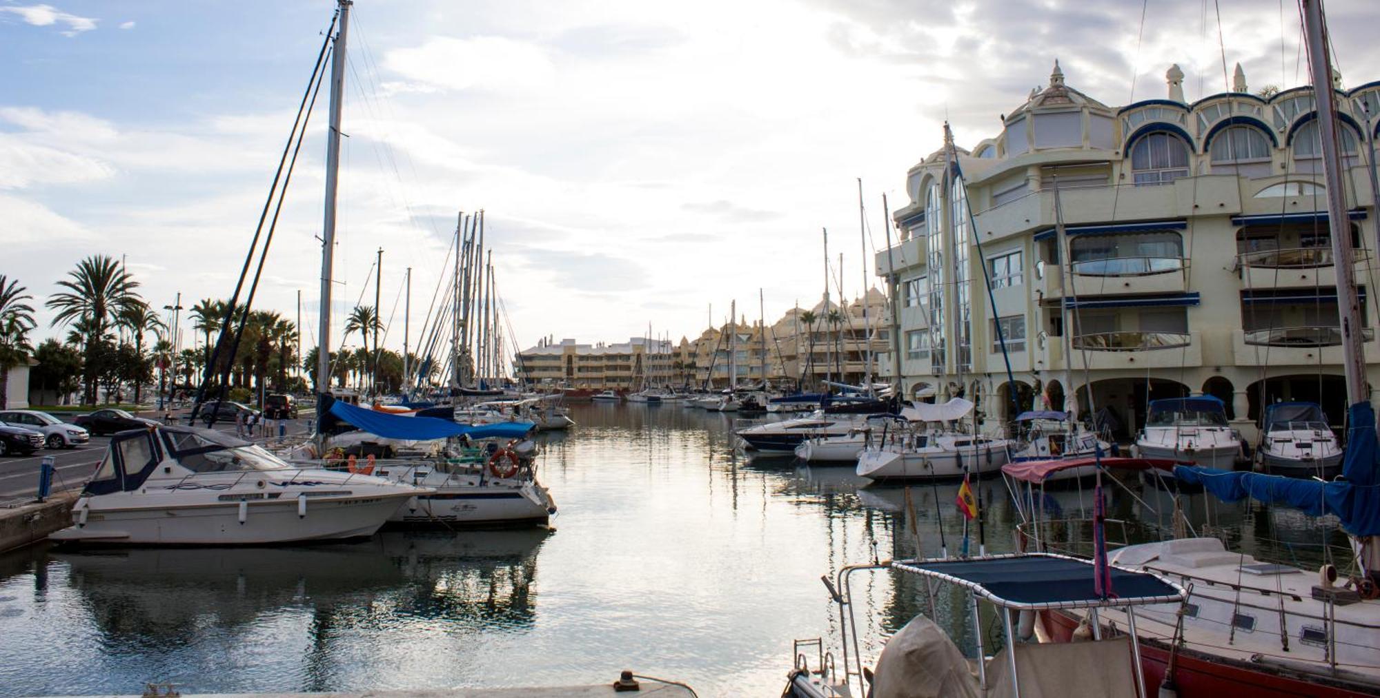 Benal Beach Suite Ii, Estudio Con Parque Acuatico Y Vistas Al Mar. 베날마데나코스타 외부 사진