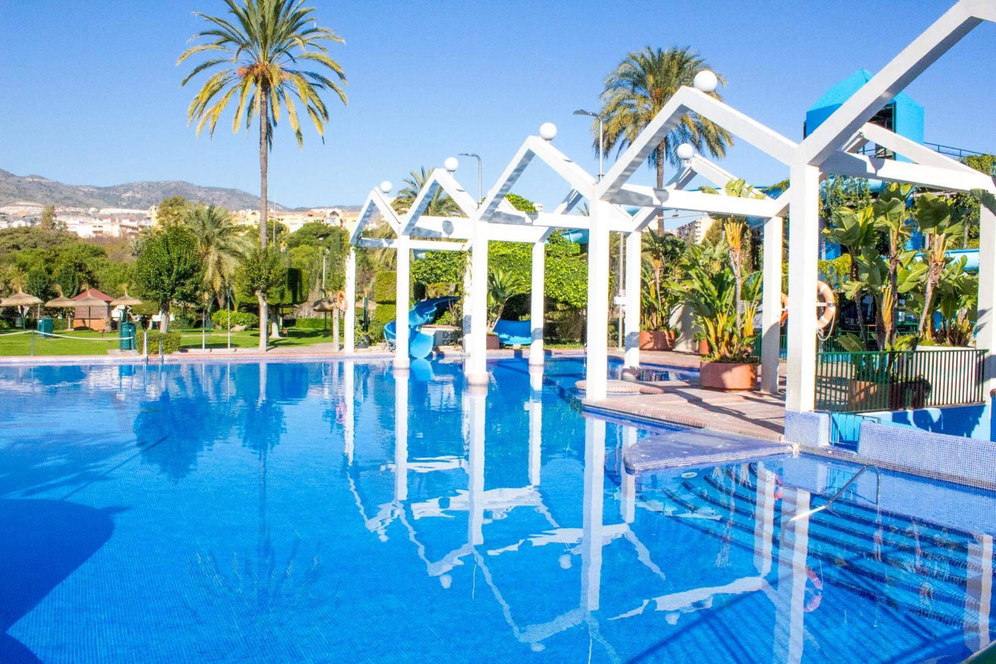 Benal Beach Suite Ii, Estudio Con Parque Acuatico Y Vistas Al Mar. 베날마데나코스타 외부 사진