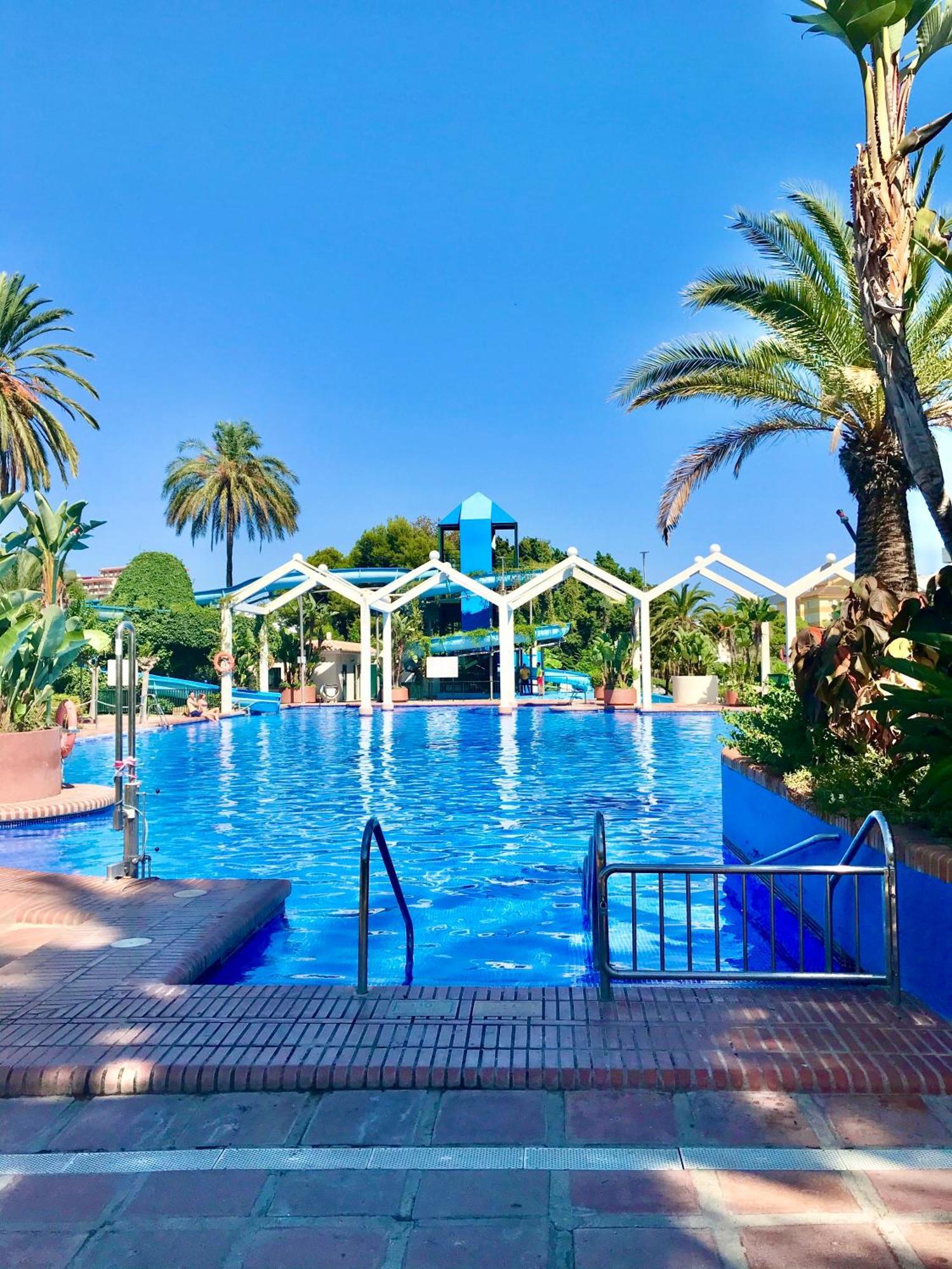 Benal Beach Suite Ii, Estudio Con Parque Acuatico Y Vistas Al Mar. 베날마데나코스타 외부 사진